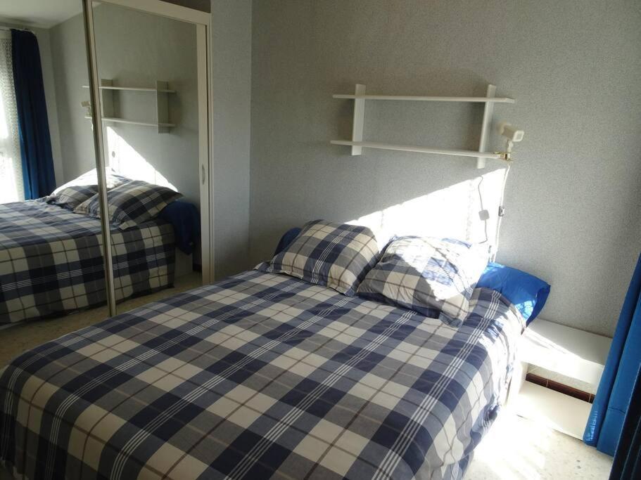 Holiday home Grande Maison 3 - Jardin, Terrasse Et Parking - Bord De